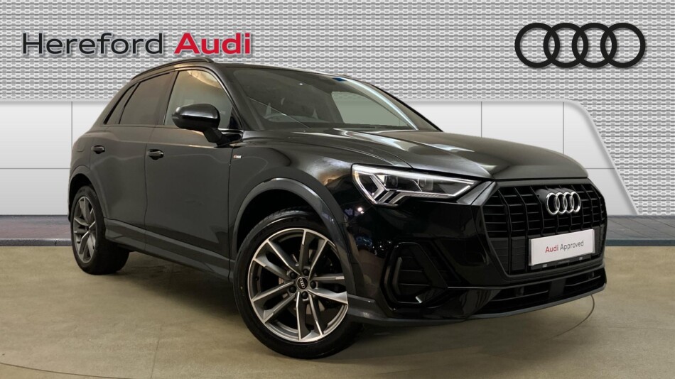 Audi Q3 35 TFSI Black Edition 5dr Petrol Estate